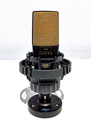 AKG C414 XLII Reference Multipattern Condenser Microphone